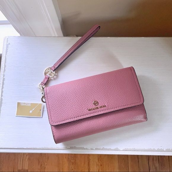 Michael Kors Wallet Jet Set Charm Pebble Leather Phone Wristlet Wallet NWT